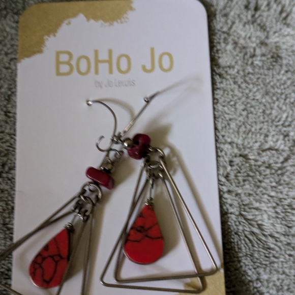 Handmade Red Tagua Triangle Earring - Picture 2 of 2